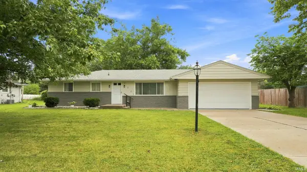 7221 Lamont Drive, Fort Wayne, IN 46835