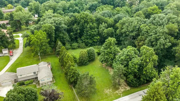 3818 Rosewood Drive, Fort Wayne, IN 46804