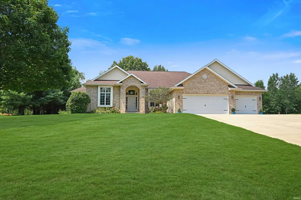 13777 N 560 E, Syracuse, IN 46567 - #1