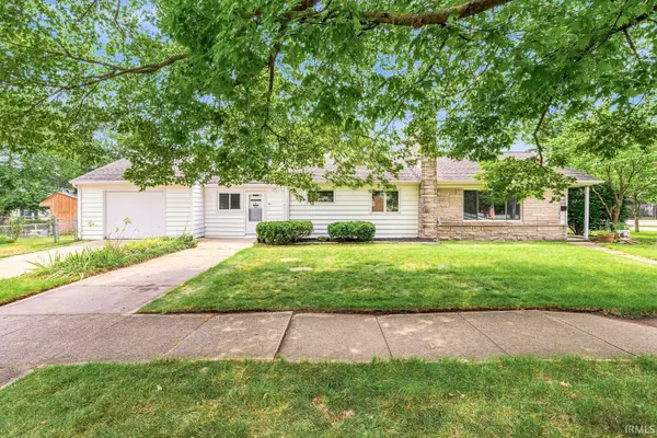102 S Greenlawn Avenue, South Bend, IN 46617