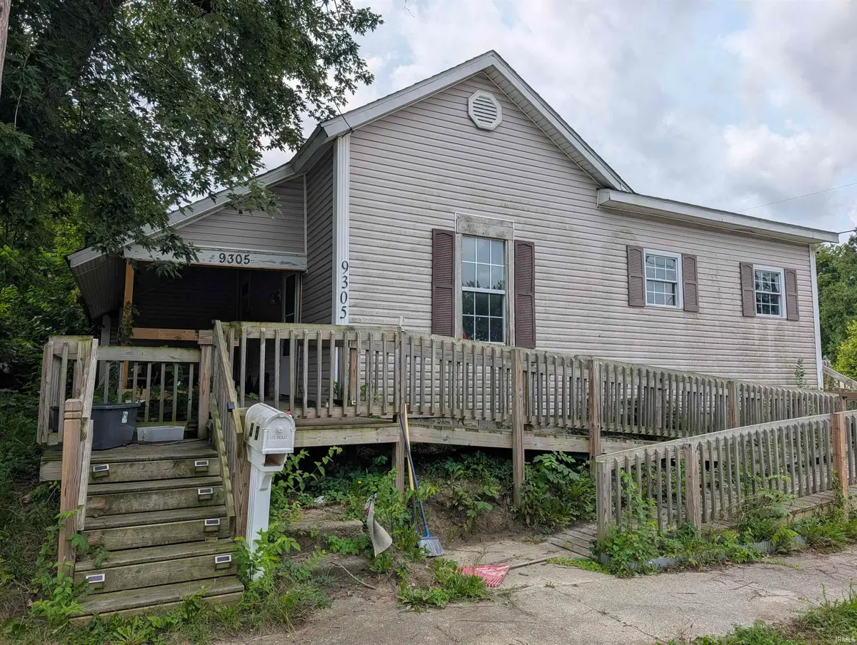 9305 W Arch Street, Yorktown, IN 47396 - #1