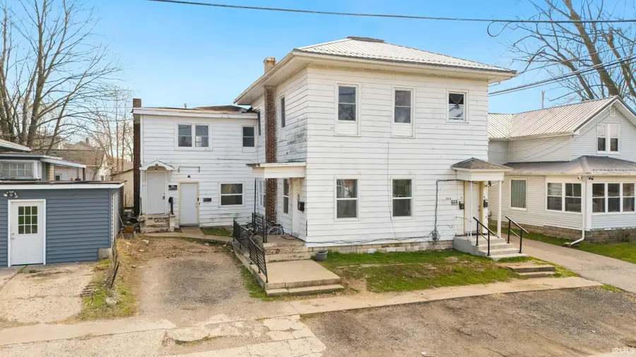 109 S Wood Street, Warsaw, IN 46580 - #3