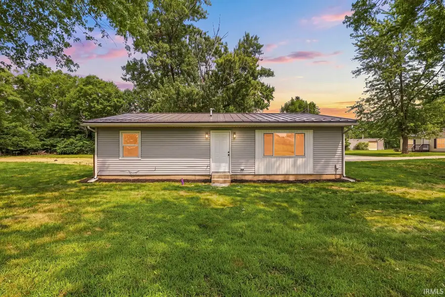 56613 Shore Avenue, Elkhart, IN 46516 - #2