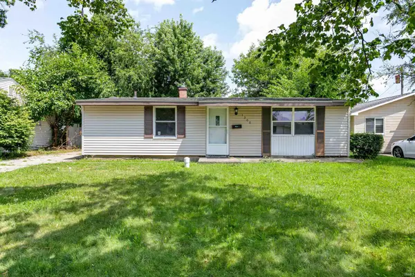 1308 Browne Lane, South Bend, IN 46615