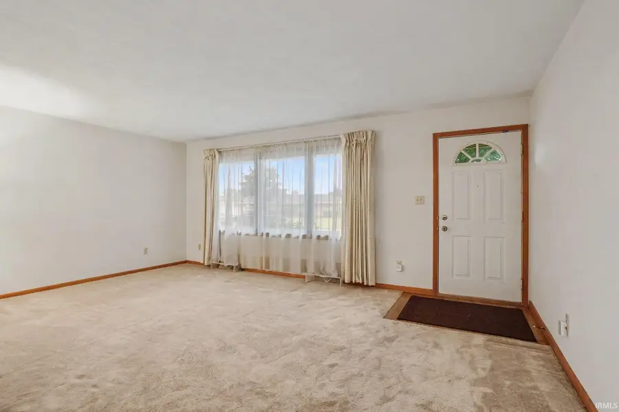 2434 Roys Avenue, Elkhart, IN 46517 - #2
