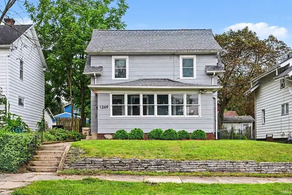 1269 Woodward Avenue, South Bend, IN 46616