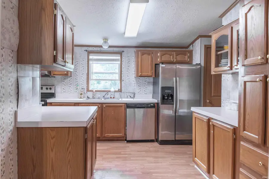 20 Fleetwood Addition Estates, Bedford, IN 47421 - #3