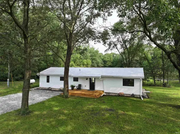 13054 W 300 North Road, Medaryville, IN 47957