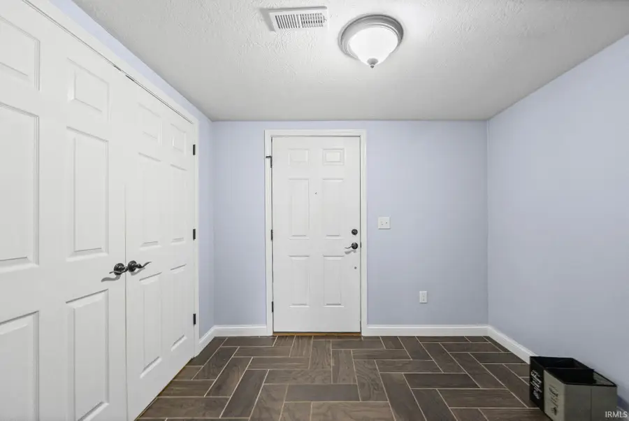 610 S Wood Street, Brookston, IN 47923 - #3