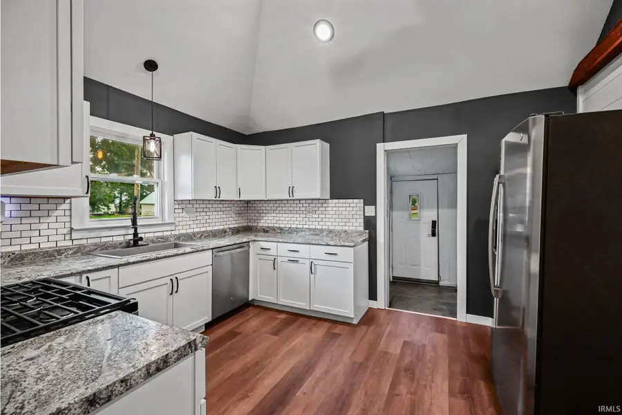 607 E Walnut Street, Chalmers, IN 47929 - #3