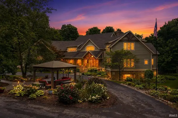 2710 Pleasant Creek Drive, Yorktown, IN 47396
