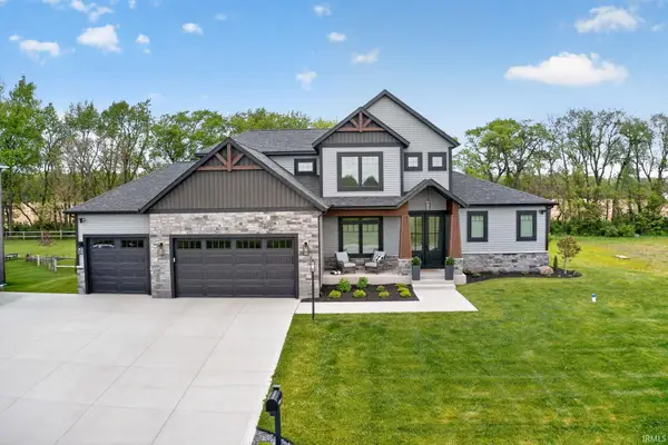 15111 Gossamer Trail, Granger, IN 46530