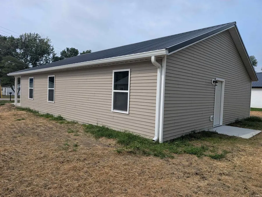 1002 Greenwood Street, Washington, IN 47501 - #3