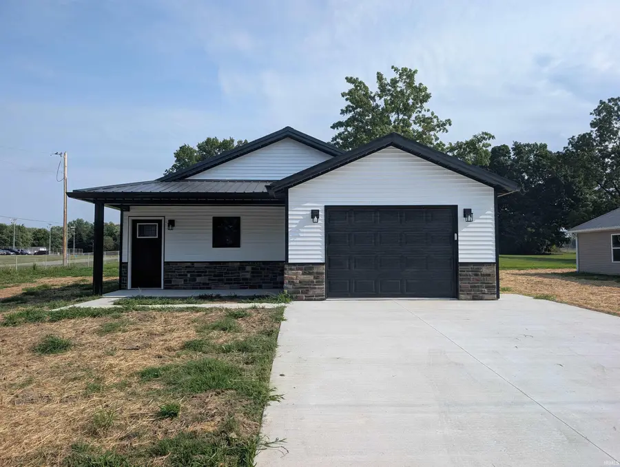 1004 Greenwood Street, Washington, IN 47501 - #2
