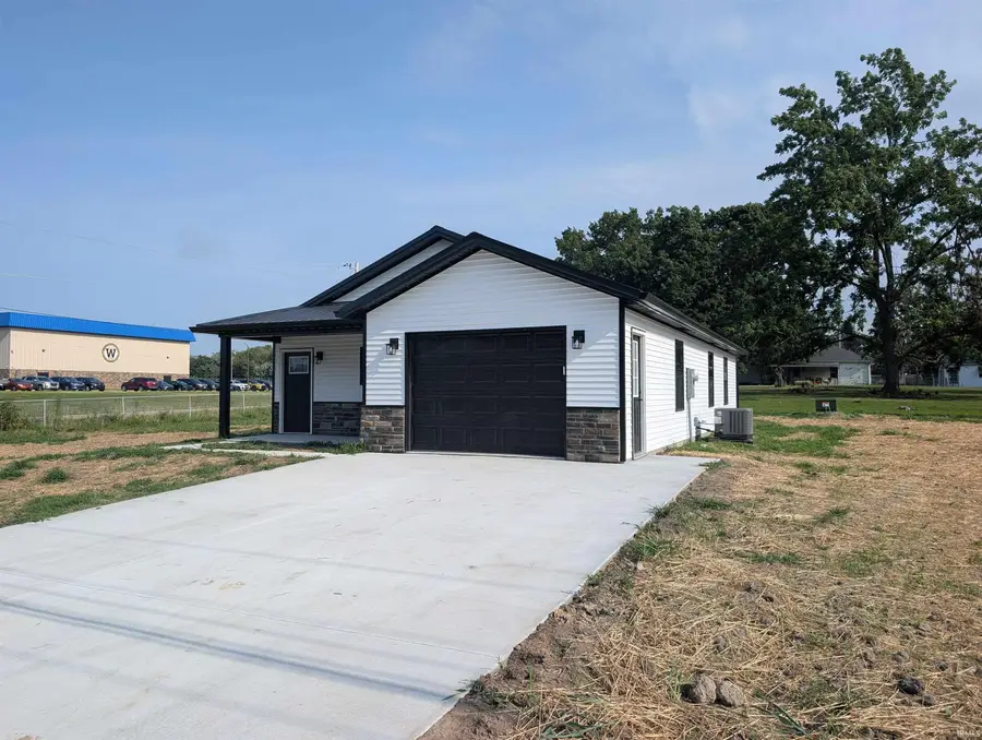 1004 Greenwood Street, Washington, IN 47501 - #3
