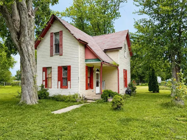 8912 Oak Street, Frankfort, IN 46041