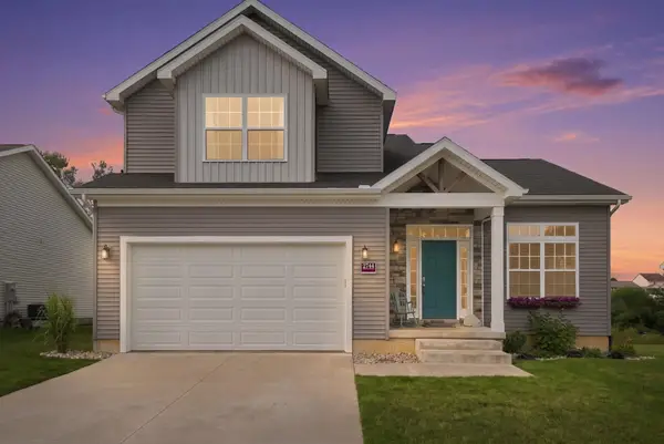 2744 Pine Cone Lane, Warsaw, IN 46582