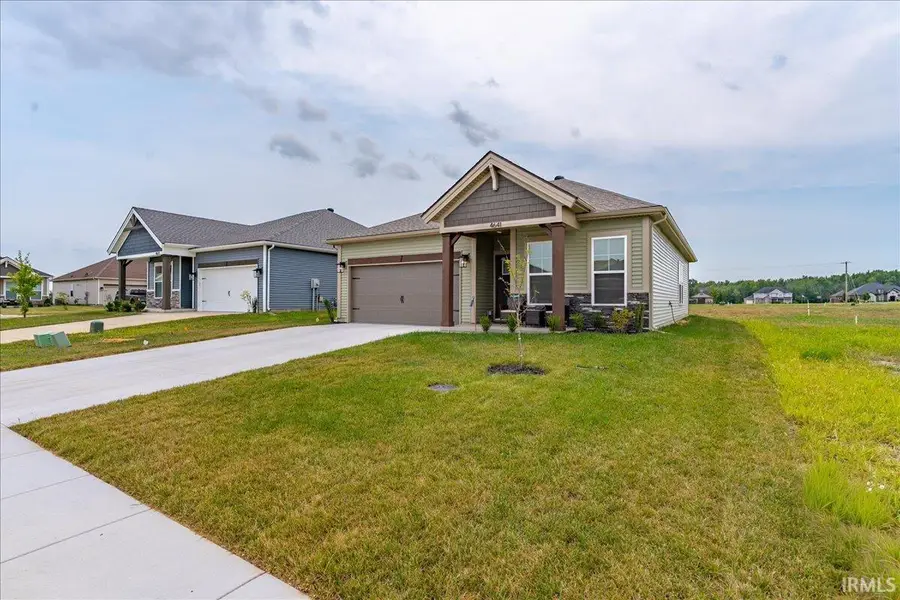 4641 Chelmsford Drive, Newburgh, IN 47630 - #2