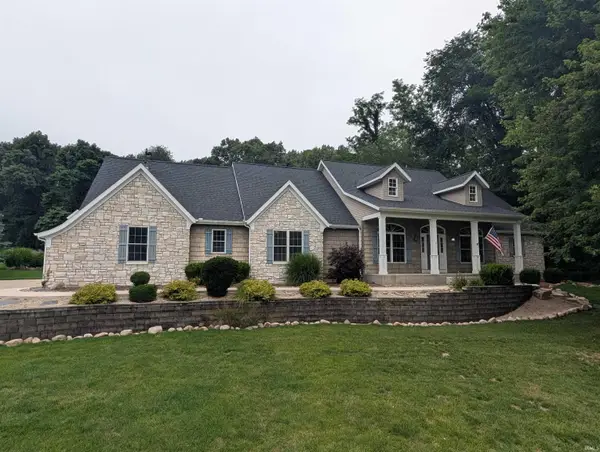 55755 Little Creek Lane, Middlebury, IN 46540