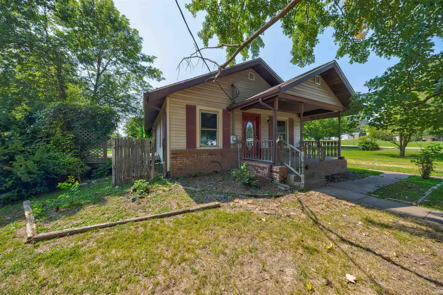 210 S East Street, Oakland City, IN 47660 - #2