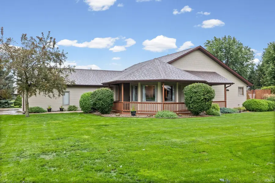 313 N Davis Street, Wolcott, IN 47995 - #2