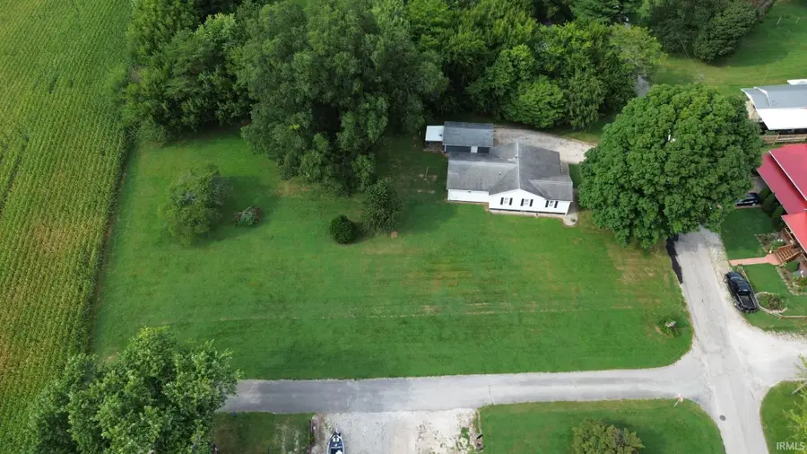 1323 S Darwin Avenue, Princeton, IN 47670 - #2