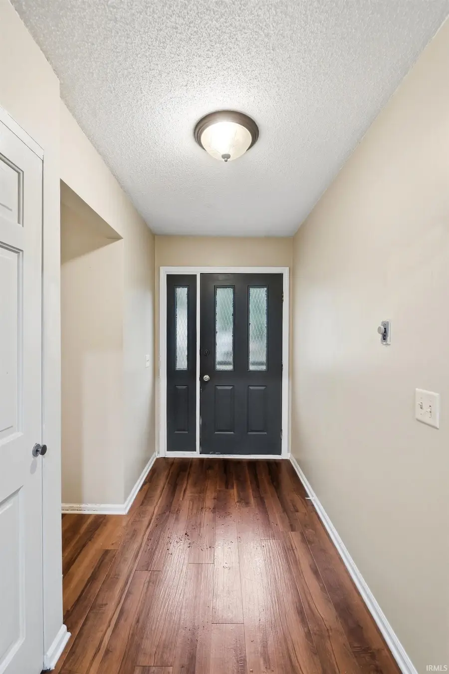 2127 Skyhawk Drive, Fort Wayne, IN 46815 - #2