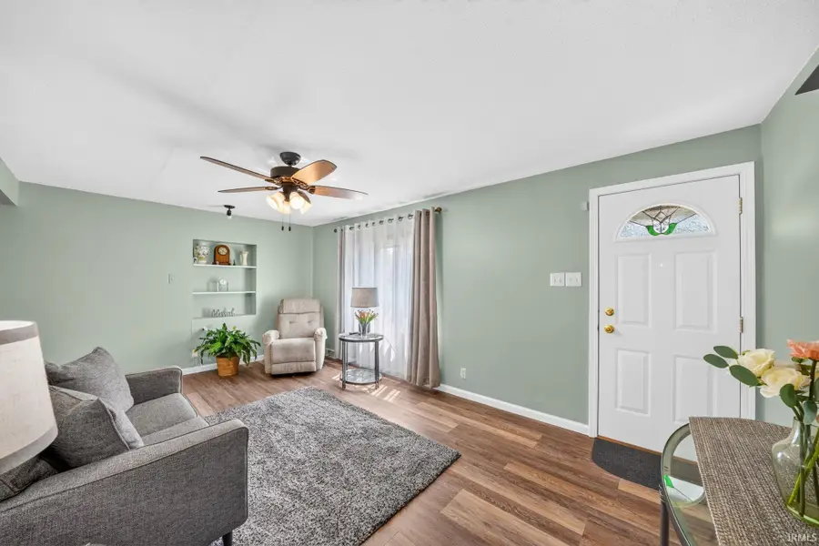 234 W La Salle Avenue, Mishawaka, IN 46545 - #2