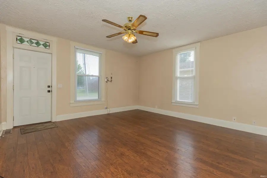 305 E Vine Street, Fort Branch, IN 47648 - #3
