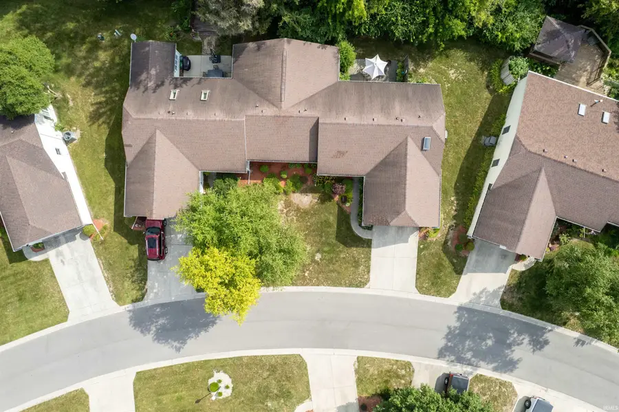 1386 N Pinebluff Drive, Marion, IN 46952 - #2
