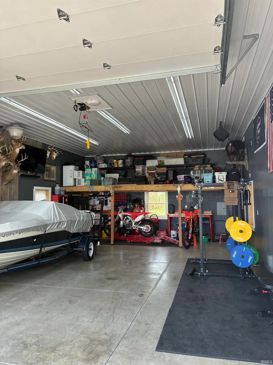 1980 E Henry Sievers Road, Vincennes, IN 47591 - #3
