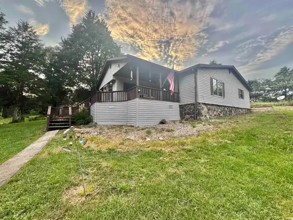 3105 Mount Pleasant Road, Bedford, IN 47421