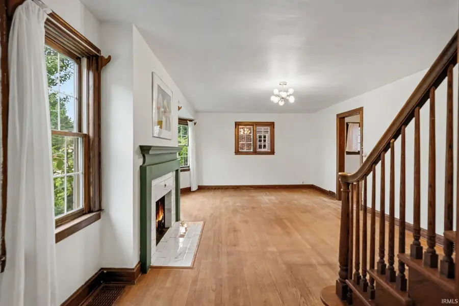 829 E Woodside Street, South Bend, IN 46614 - #2