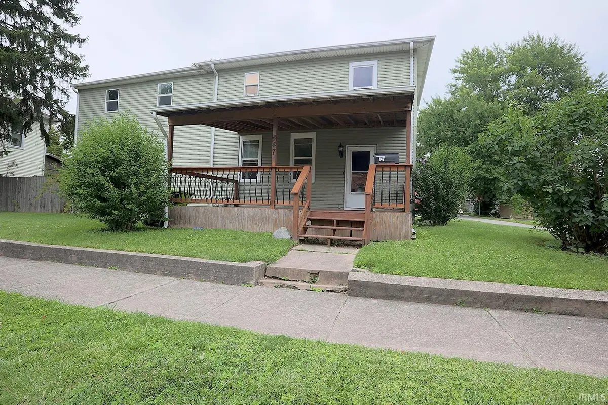 447 Hannah Street, Huntington, IN 46750 - #1