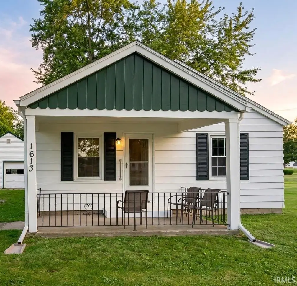 1613 Annette Avenue, Fort Wayne, IN 46805 - #1