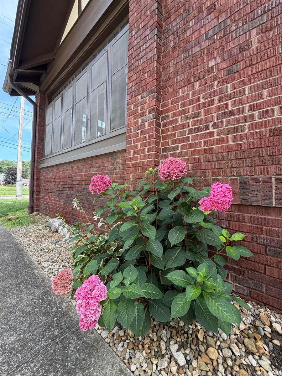 330 S Jefferson Street, Bloomfield, IN 47424 - #3