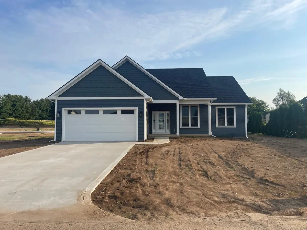 390 E Country Lane, Shipshewana, IN 46565 - #1