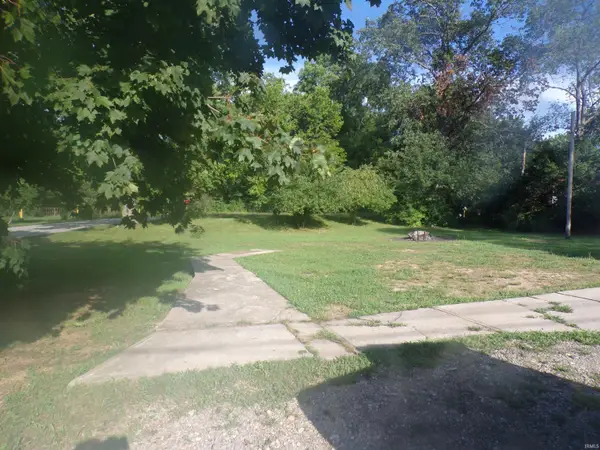 12276 Pine Cone Drive, Middlebury, IN 46540