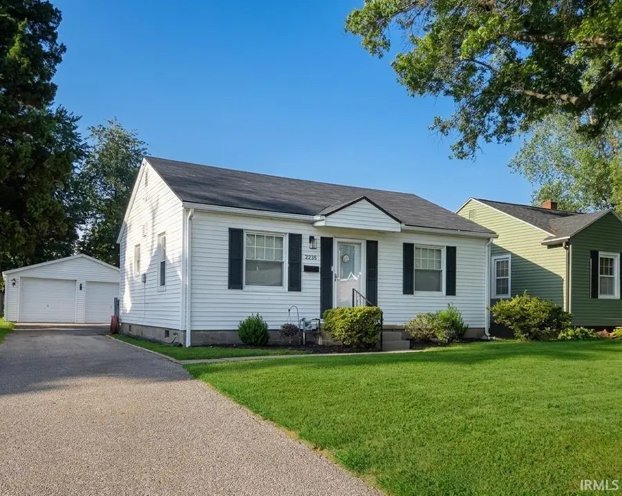2238 E Iowa Street, Evansville, IN 47711 - #2