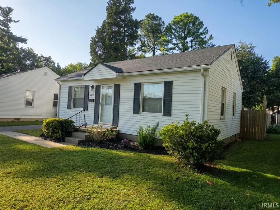2238 E Iowa Street, Evansville, IN 47711 - #3