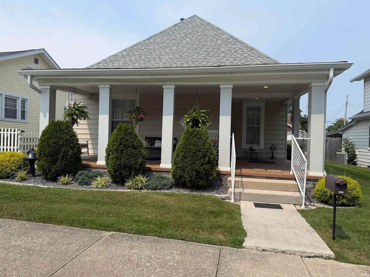 1507 13th Street, Bedford, IN 47421 - #1