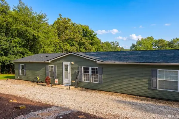 8108 Arvin Lane, Loogootee, IN 47553