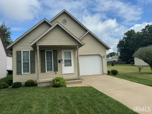 613-617 W Indiana Street, Evansville, IN 47710 - #1
