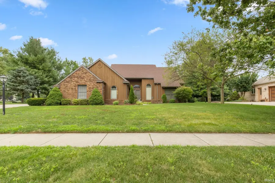 910 Foxbriar Lane, Goshen, IN 46526 - #2