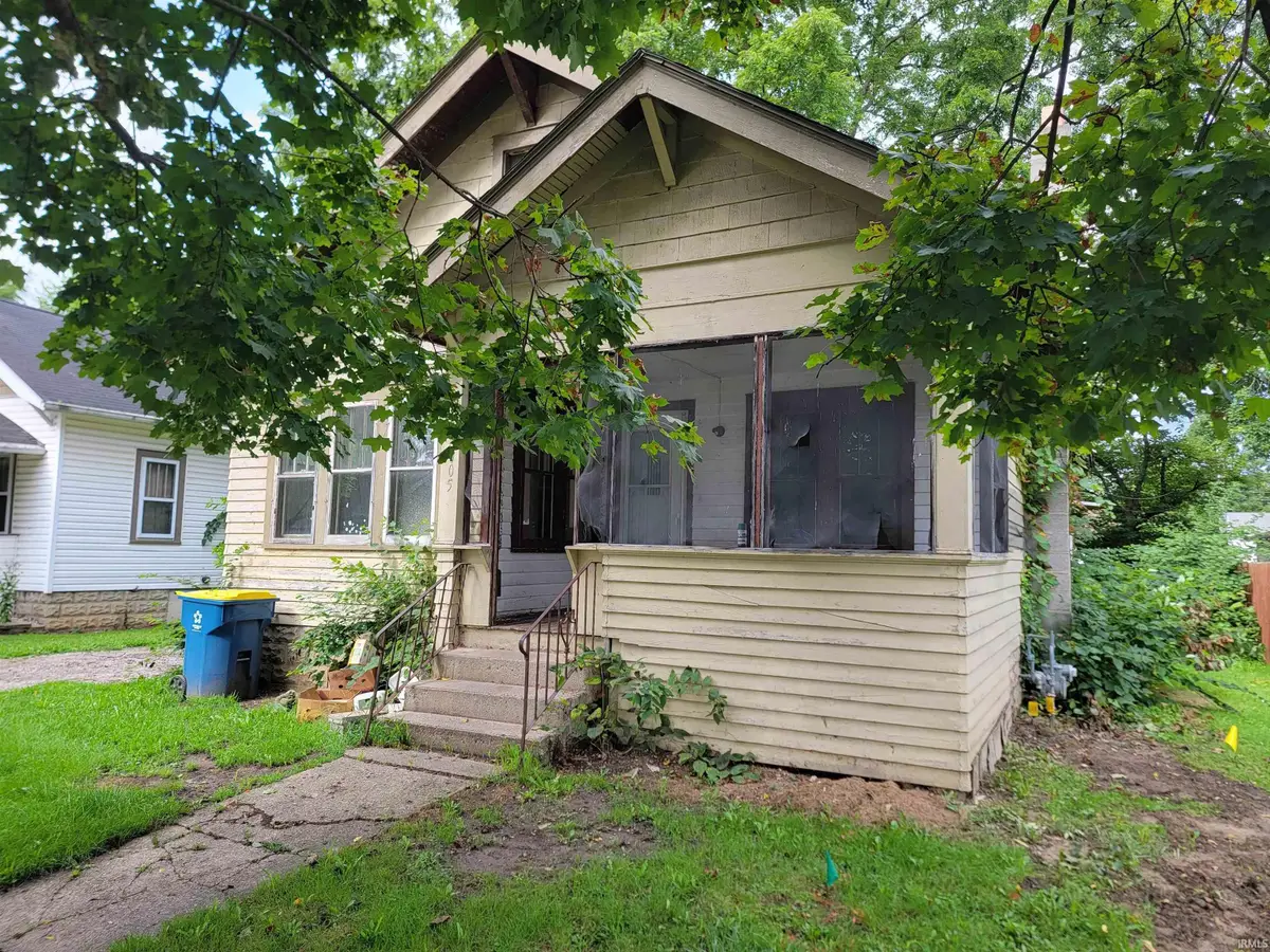 905 S Indiana Avenue, Auburn, IN 46706 - #1