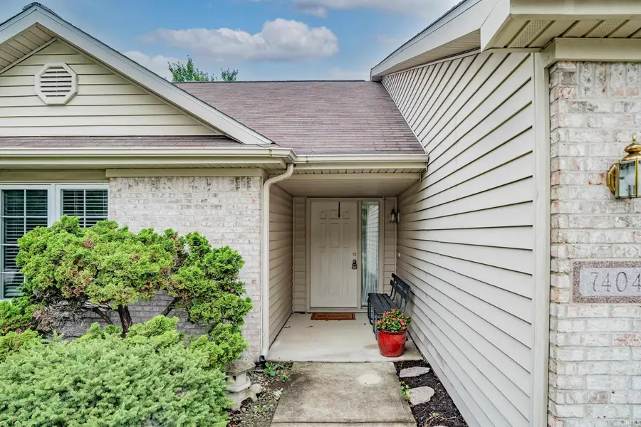 7404 Montclair Drive, Fort Wayne, IN 46804 - #3