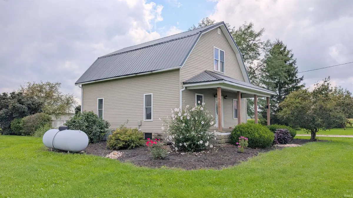 6578 E 200 North, Craigville, IN 46731 - #1