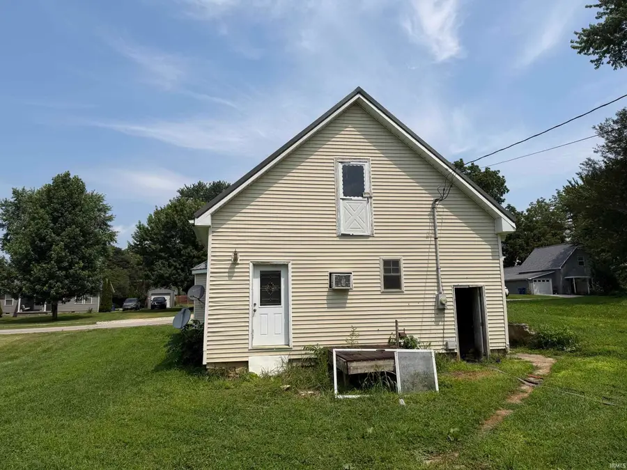 116 W Grissom Avenue, Mitchell, IN 47446 - #2