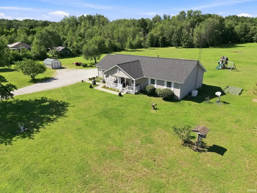 9170 E Division Road, Knox, IN 46534 - #2