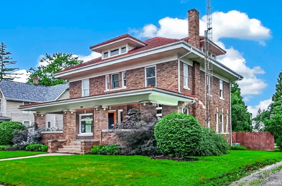 119 W Central Avenue, Bluffton, IN 46714 - #2